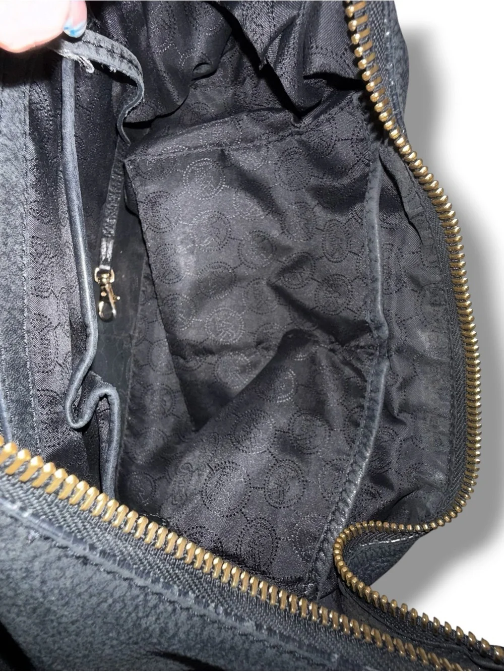 MICHAEL KORS Lydia Hobo bag - Black Pebbled Leather